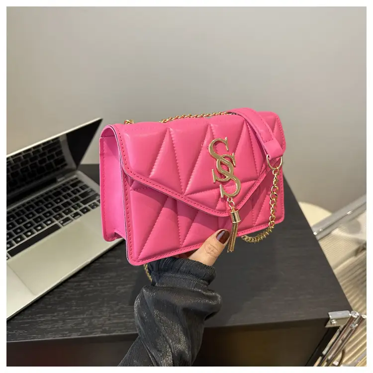 White Chain Crossbody Bag Women 2024 — feature 12