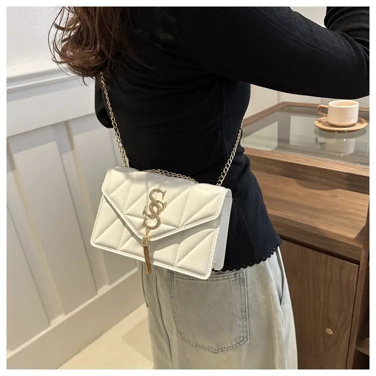 White Chain Crossbody Bag Women 2024 — feature 14