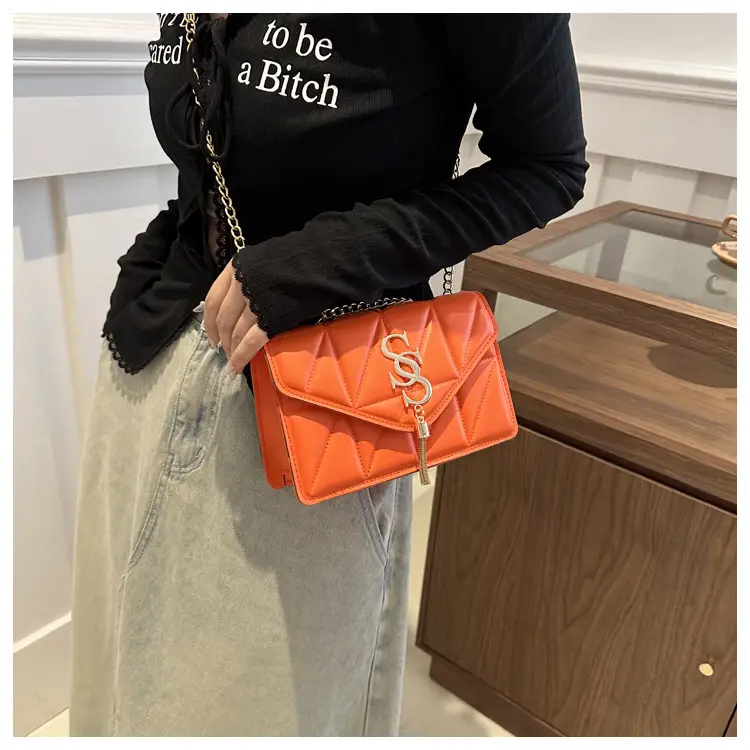 White Chain Crossbody Bag Women 2024 — feature 17