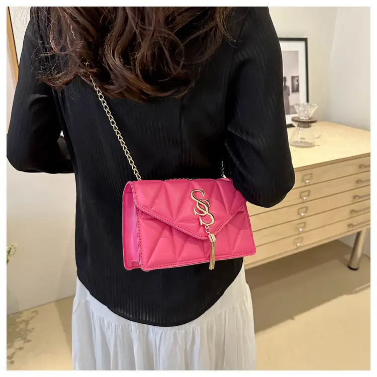 White Chain Crossbody Bag Women 2024 — feature 20