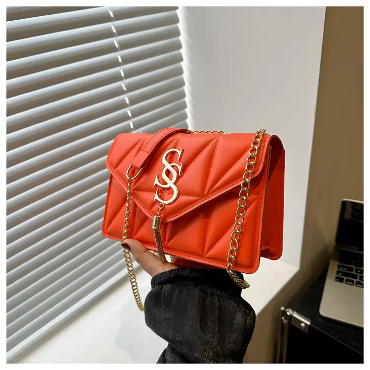 White Chain Crossbody Bag Women 2024