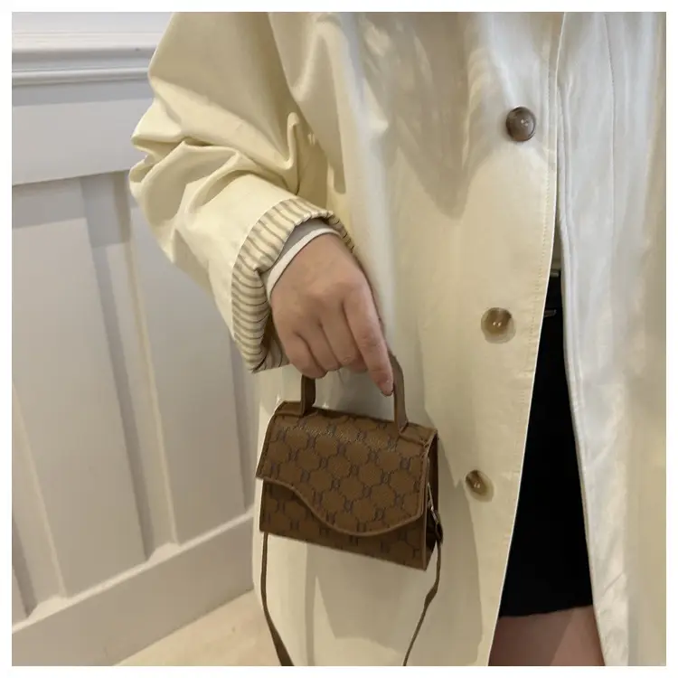 2024 New Elegant Fashion Shoulder Crossbody Bag with Textured Pattern — feature 12