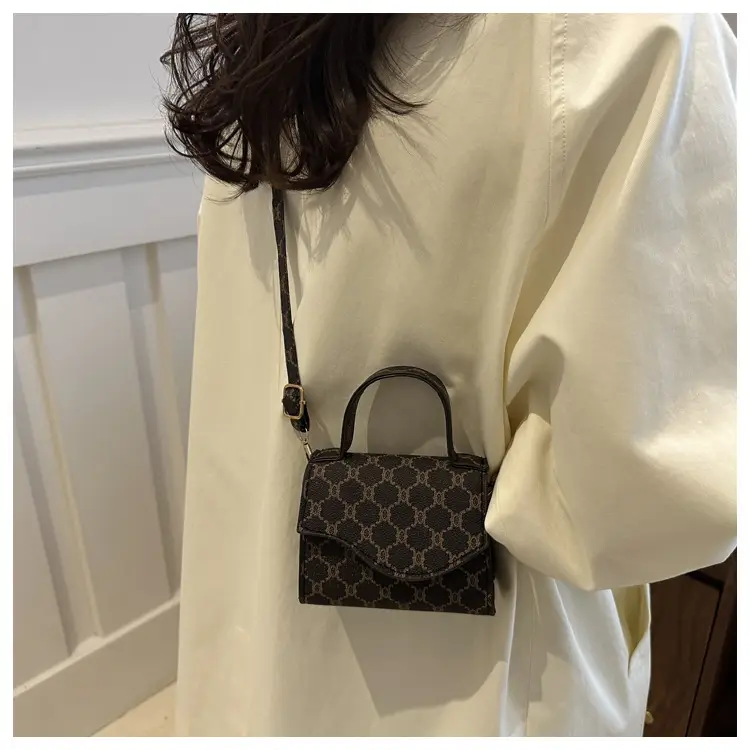 2024 New Elegant Fashion Shoulder Crossbody Bag with Textured Pattern — feature 16
