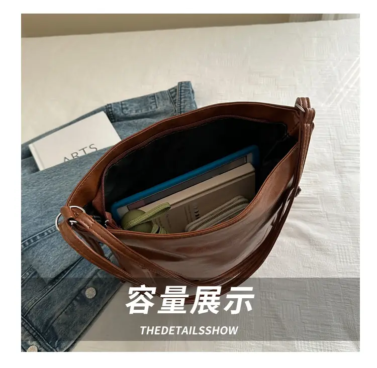 Black Leather Shoulder Bag for Women Autumn Winter — feature 6
