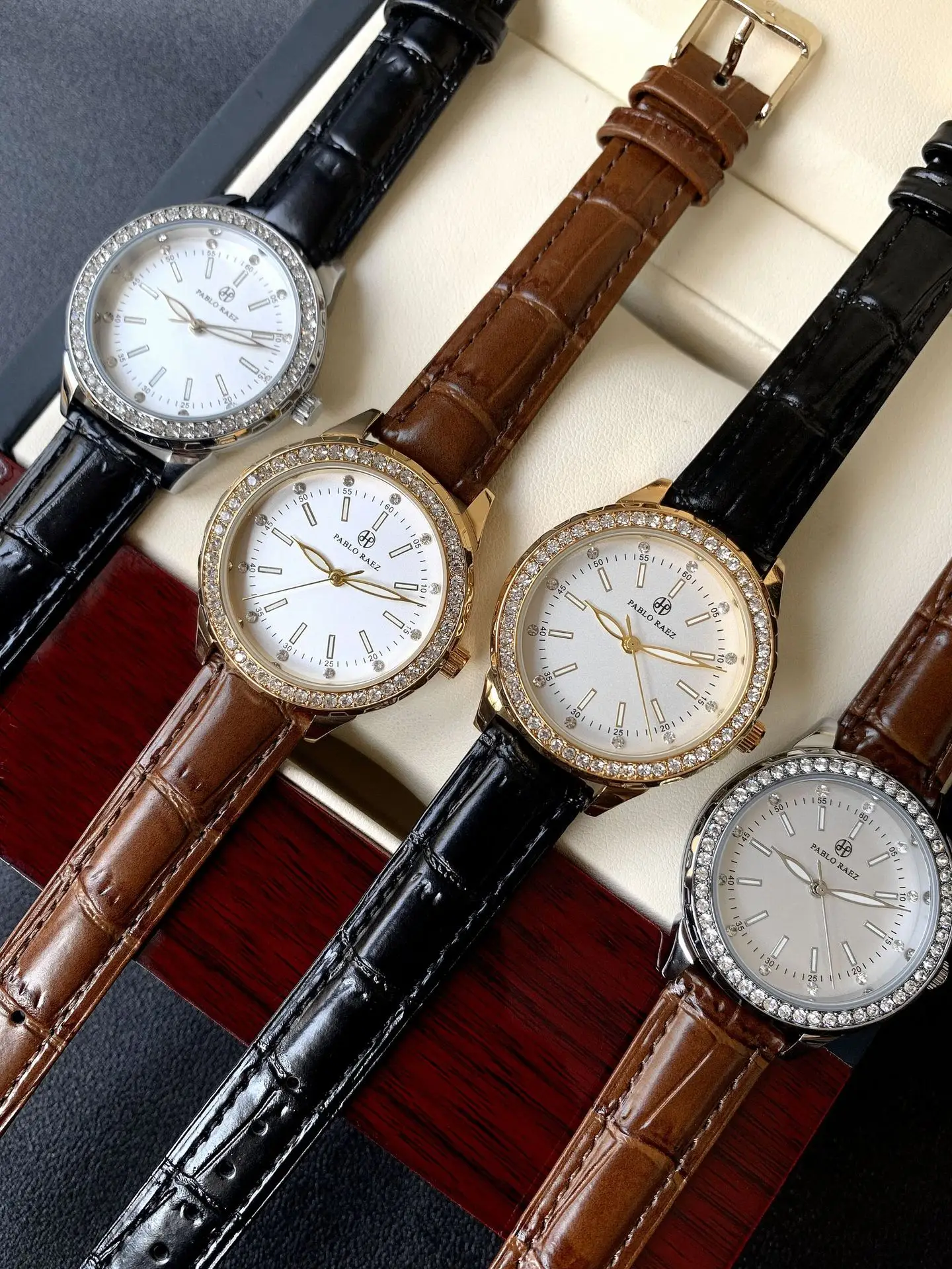 Luxury Gold Rhinestone Watch for Women Waterproof Brown Leather — feature 20