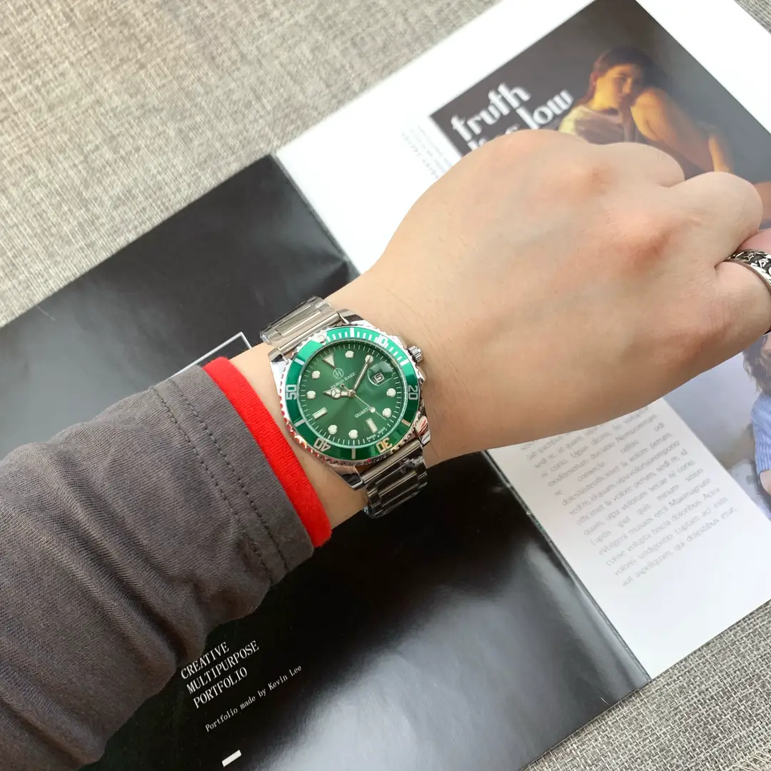 Men's Green Quartz Watch with Butterfly Buckle — feature 18