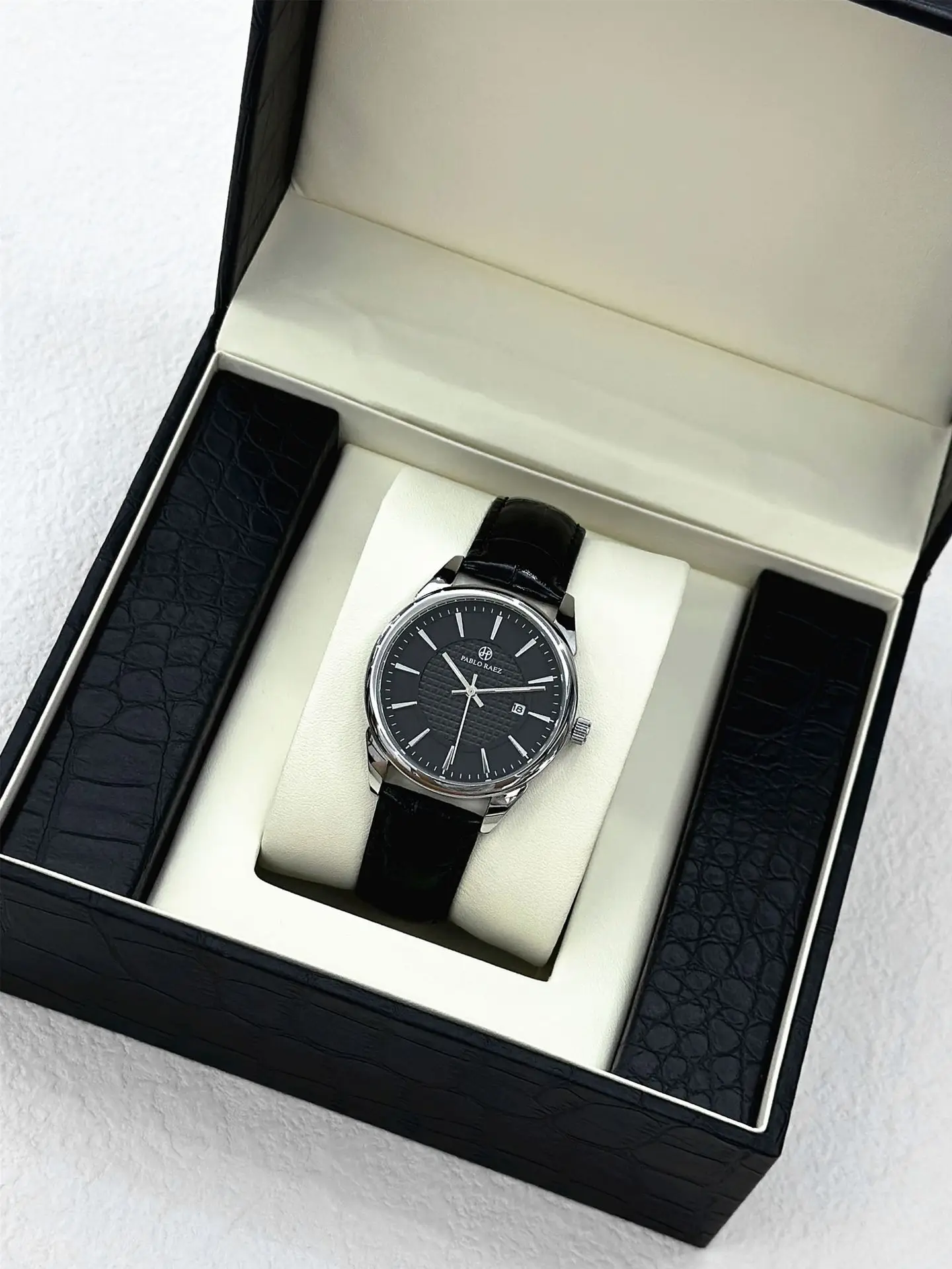 Men's Stainless Steel Belt Watch Waterproof Quartz — feature 17