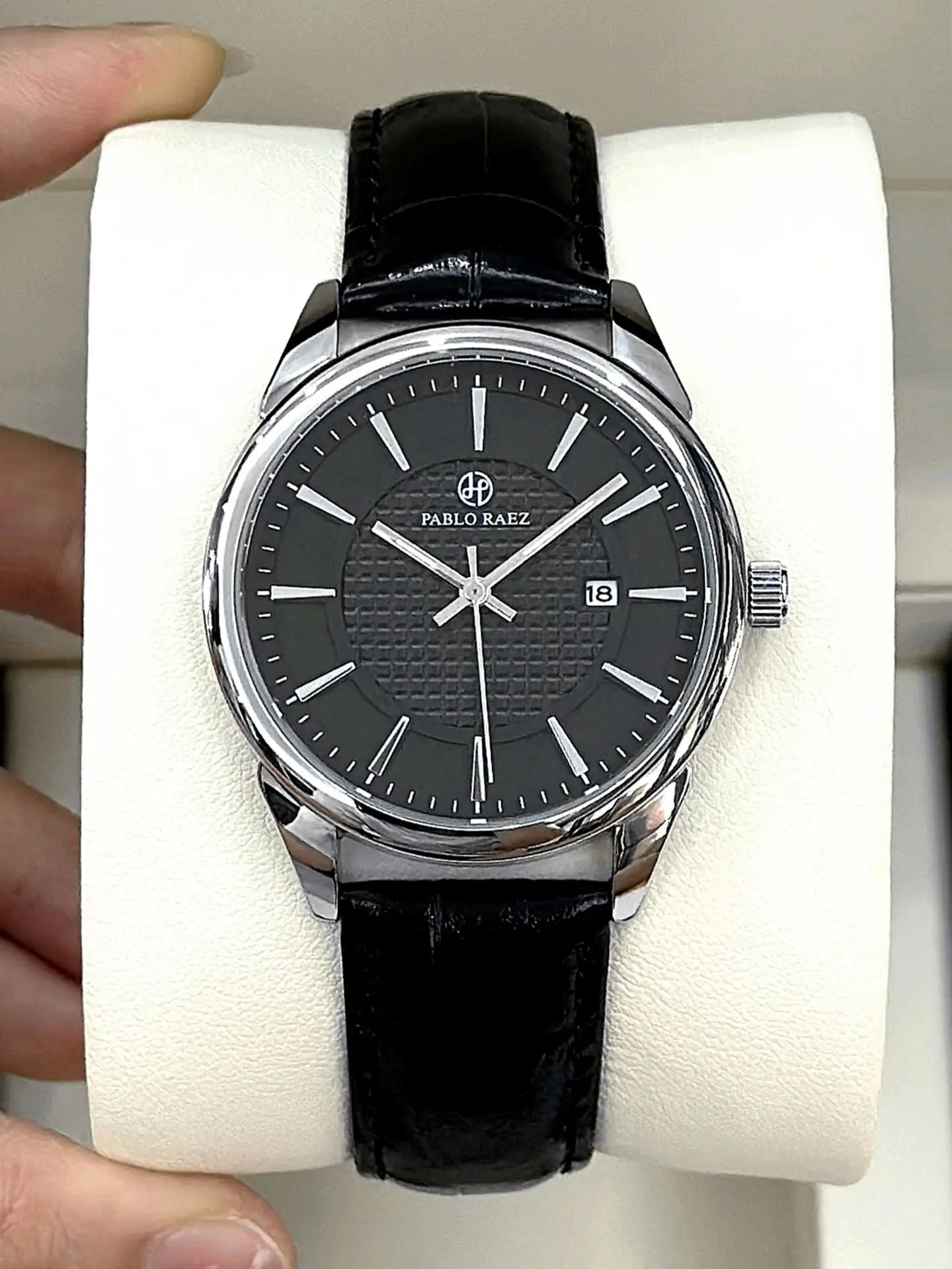 Men's Stainless Steel Belt Watch Waterproof Quartz — feature 19