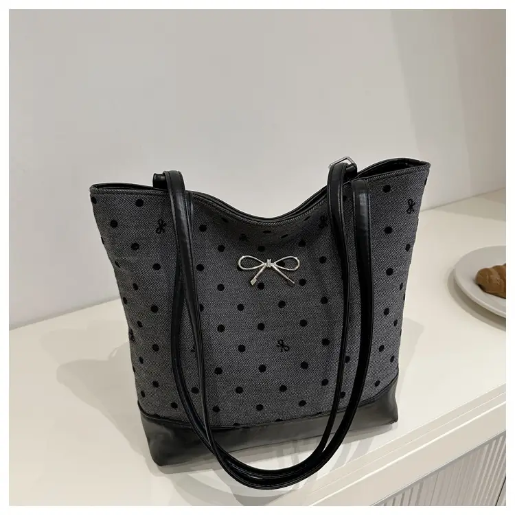 Black Polka Dot Women's Tote Bag 2024 — feature 11