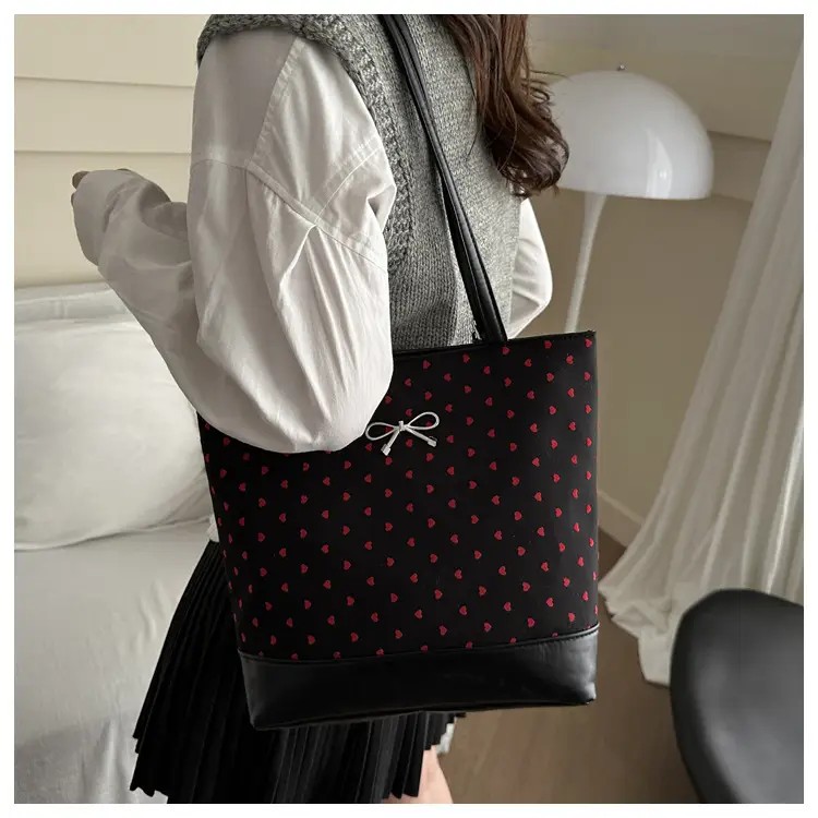 Black Polka Dot Women's Tote Bag 2024 — feature 22