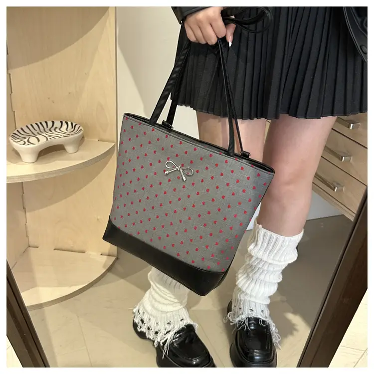 Black Polka Dot Women's Tote Bag 2024 — feature 27
