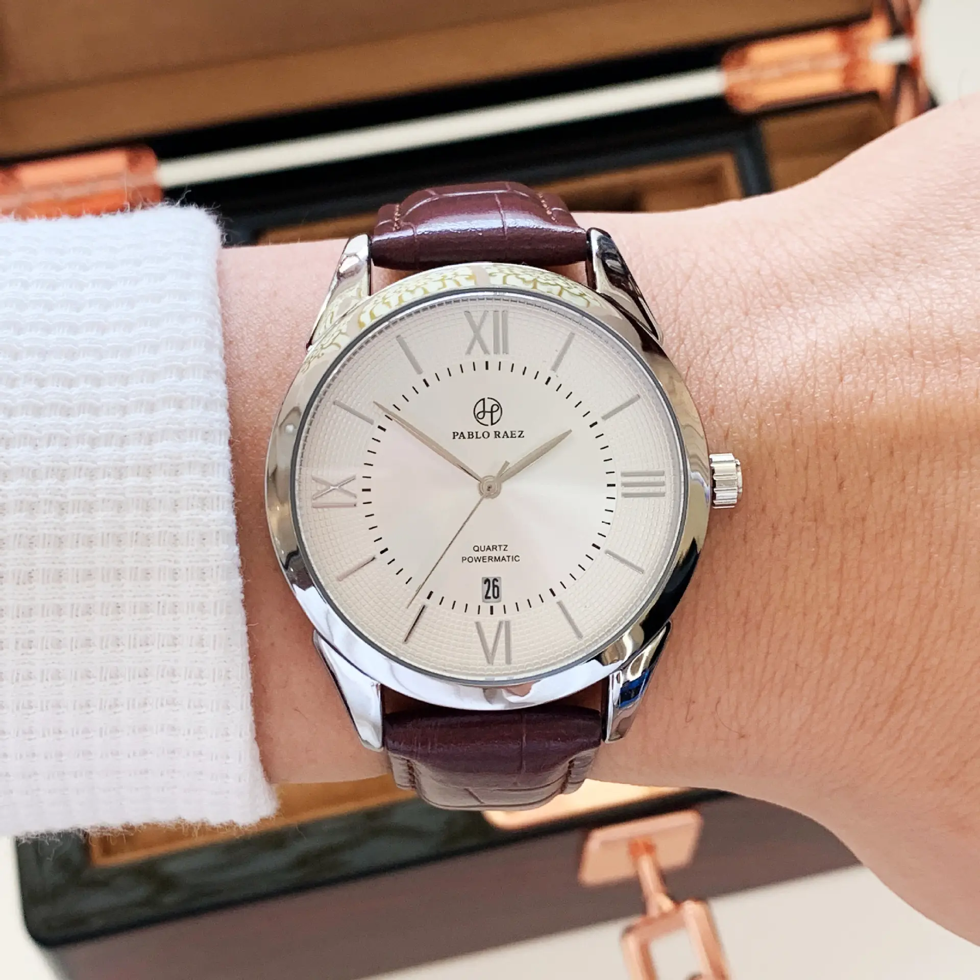 Men's Simple Quartz Watch with Leather Strap — feature 34