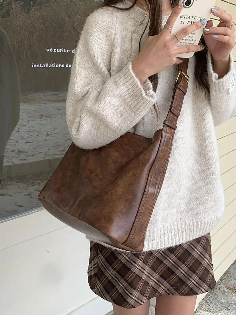 Korean Style Coffee Brown Tote Bag for Women - Image 3