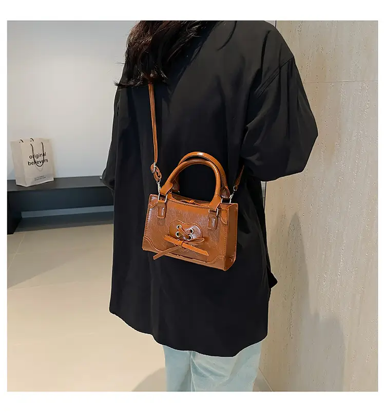 Red Korean Style Shoulder Bag 2024 Autumn — feature 18