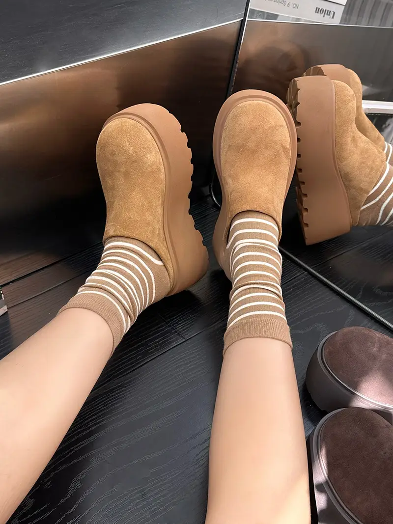 Women's Fleece Platform Slippers Brown Winter — feature 10