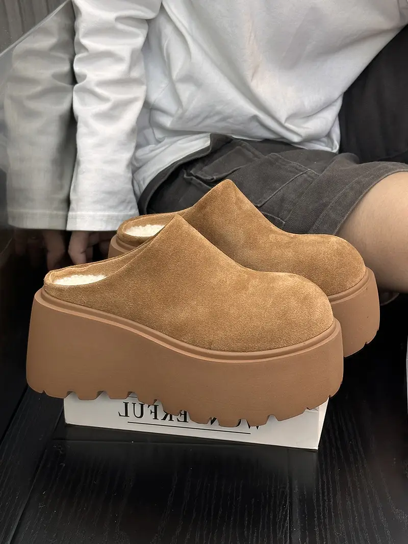 Women's Fleece Platform Slippers Brown Winter — feature 12
