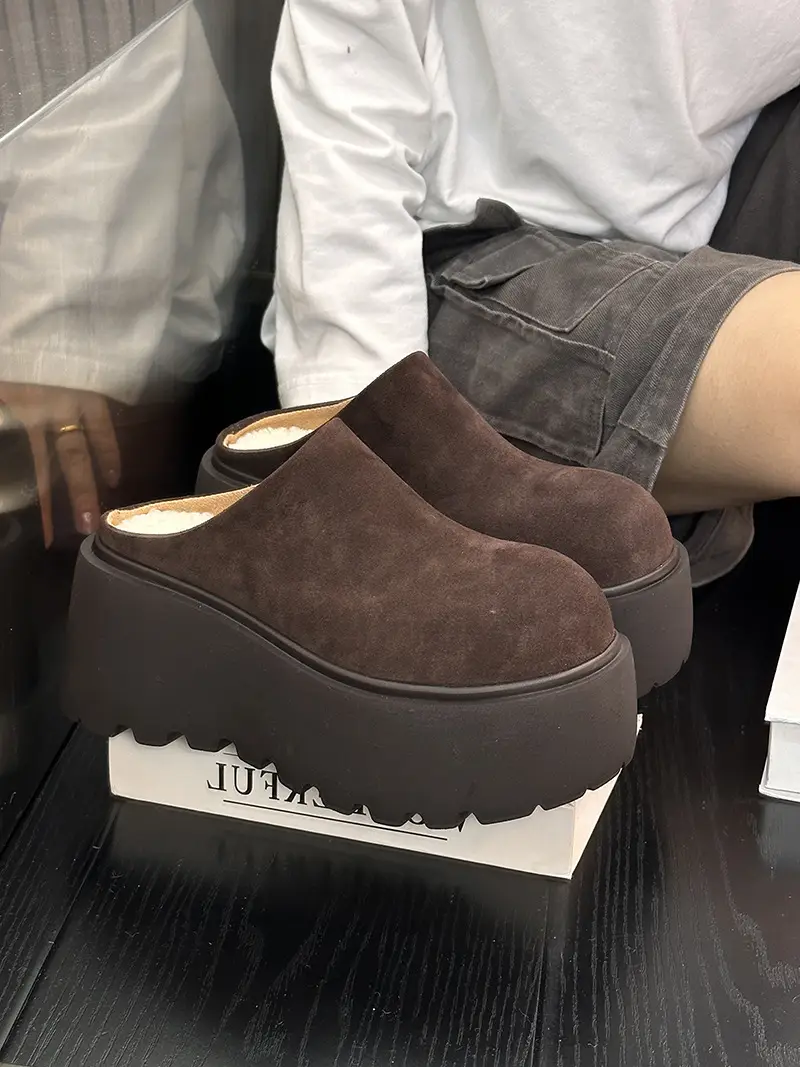Women's Fleece Platform Slippers Brown Winter — feature 16