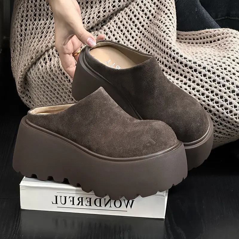 Women's Fleece Platform Slippers Brown Winter — feature 4