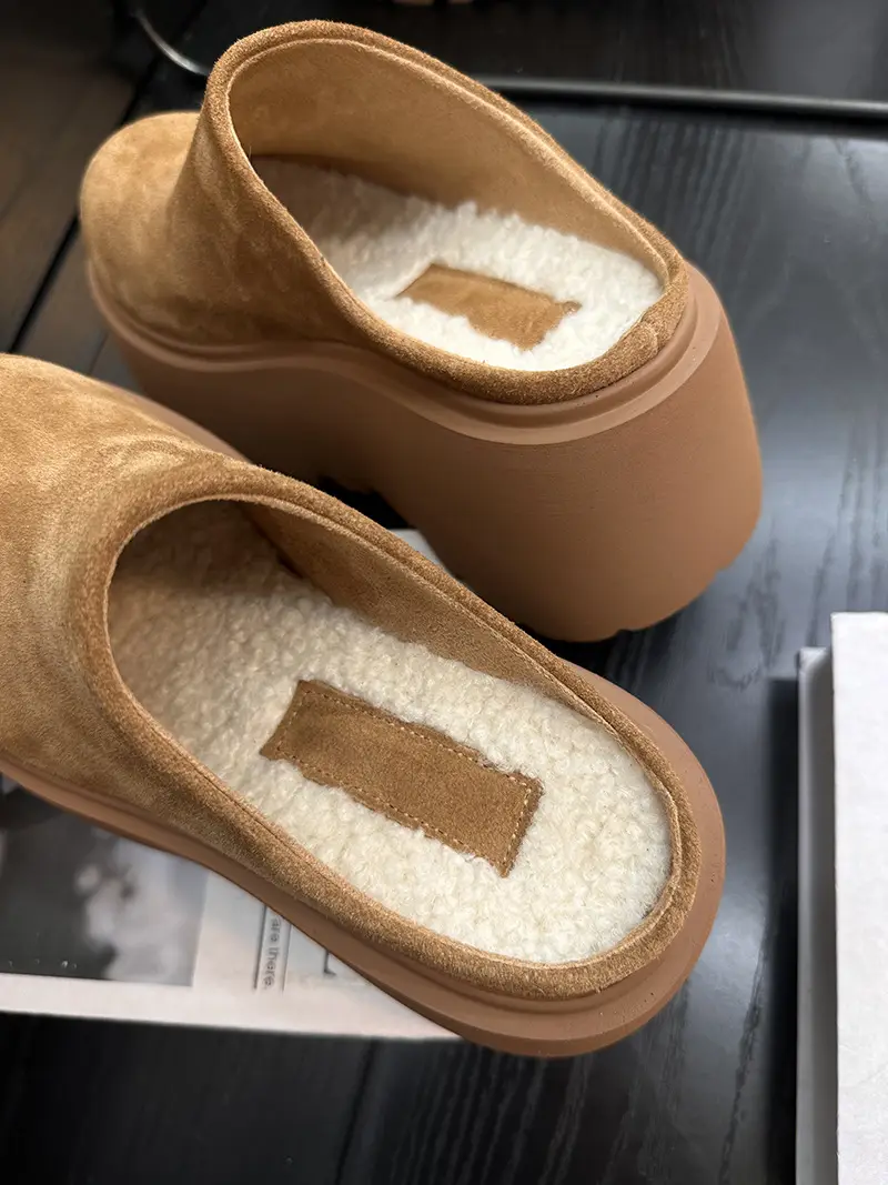 Women's Fleece Platform Slippers Brown Winter — feature 8