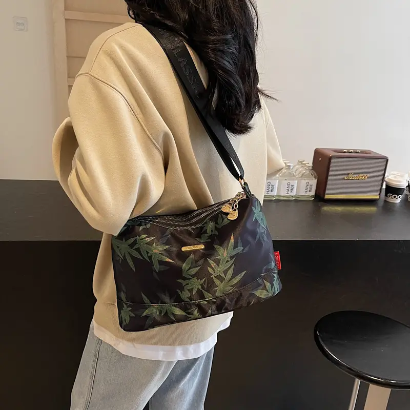 Winter Silk Leaf Print Shoulder Bag for Women