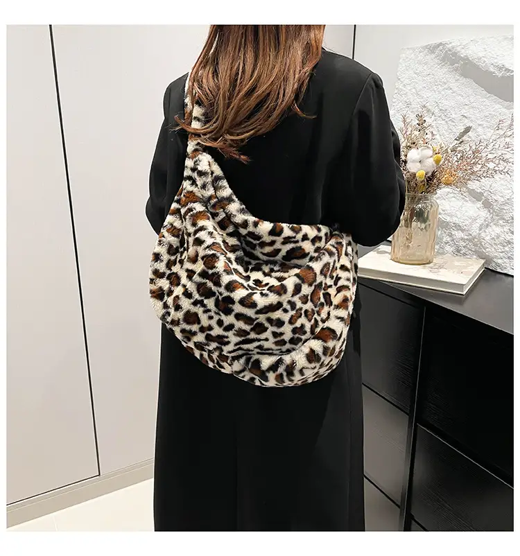 Leopard Print Plush Shoulder Bag Autumn Winter New Korean Style — feature 14