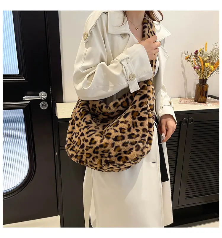 Leopard Print Plush Shoulder Bag Autumn Winter New Korean Style — feature 18