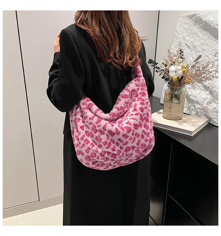 Leopard Print Plush Shoulder Bag Autumn Winter New Korean Style — feature 9