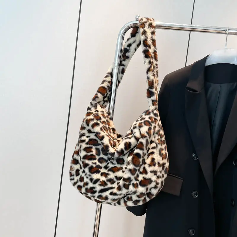 Leopard Print Plush Shoulder Bag Autumn Winter New Korean Style - Image 2