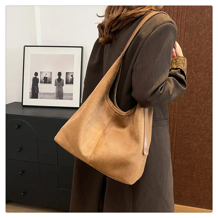 Black Suede Shoulder Bag 2024 Autumn Winter New Vintage — feature 11