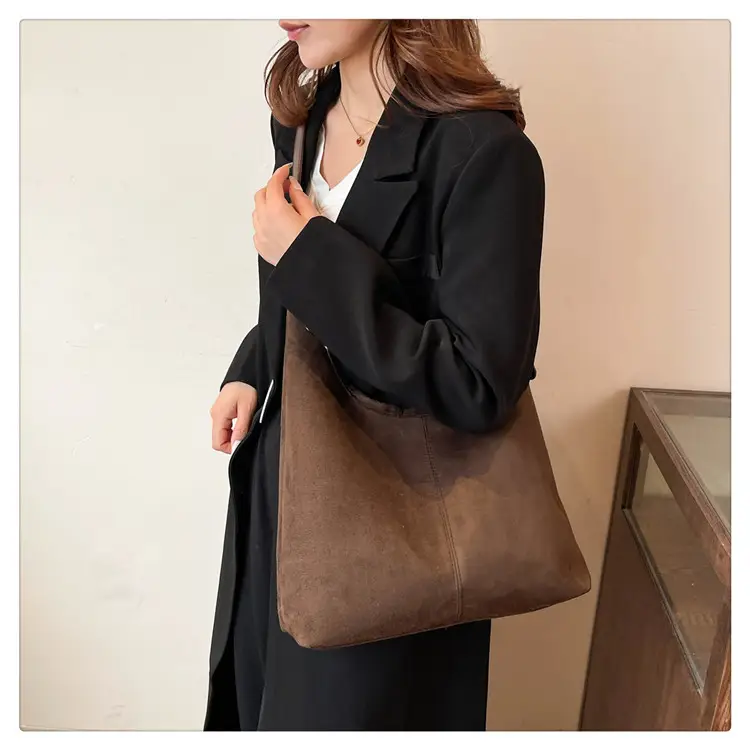 Black Suede Shoulder Bag 2024 Autumn Winter New Vintage — feature 18