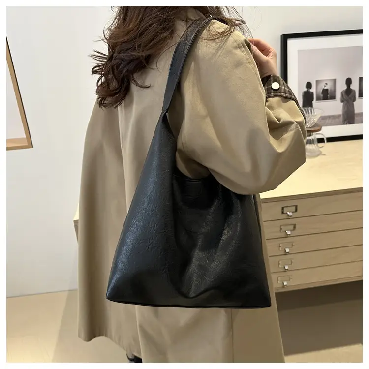 Black Retro Shoulder Tote Bag Large Capacity — feature 10