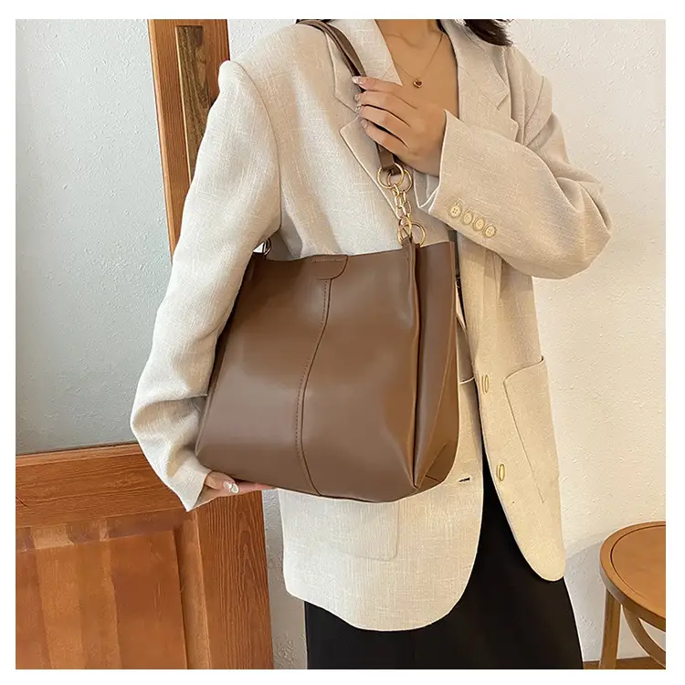 Two-Piece Black Leather Shoulder Tote & Crossbody Bag Set — feature 16