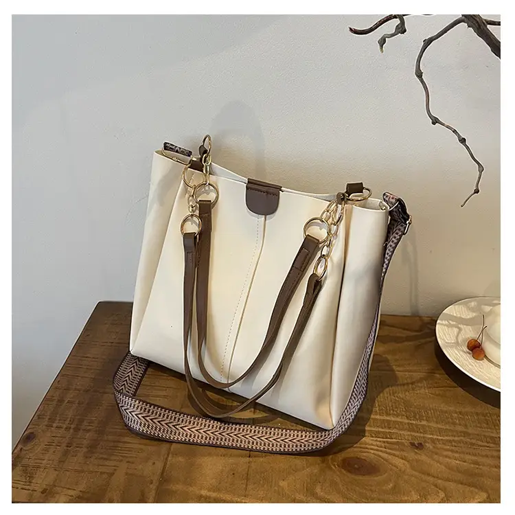 Two-Piece Black Leather Shoulder Tote & Crossbody Bag Set — feature 24