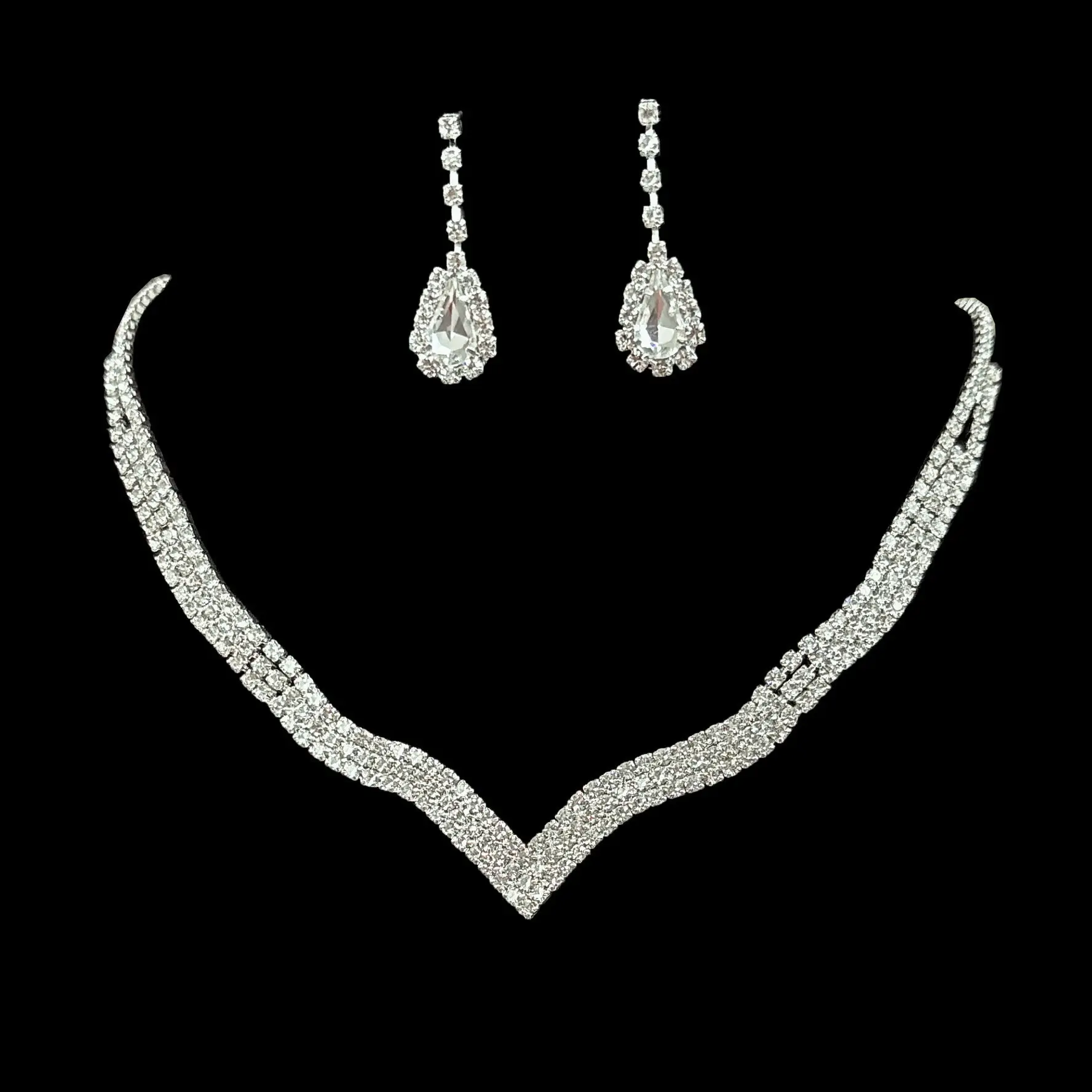 Full Diamond Claw Chain Necklace Set for Women - Image 25