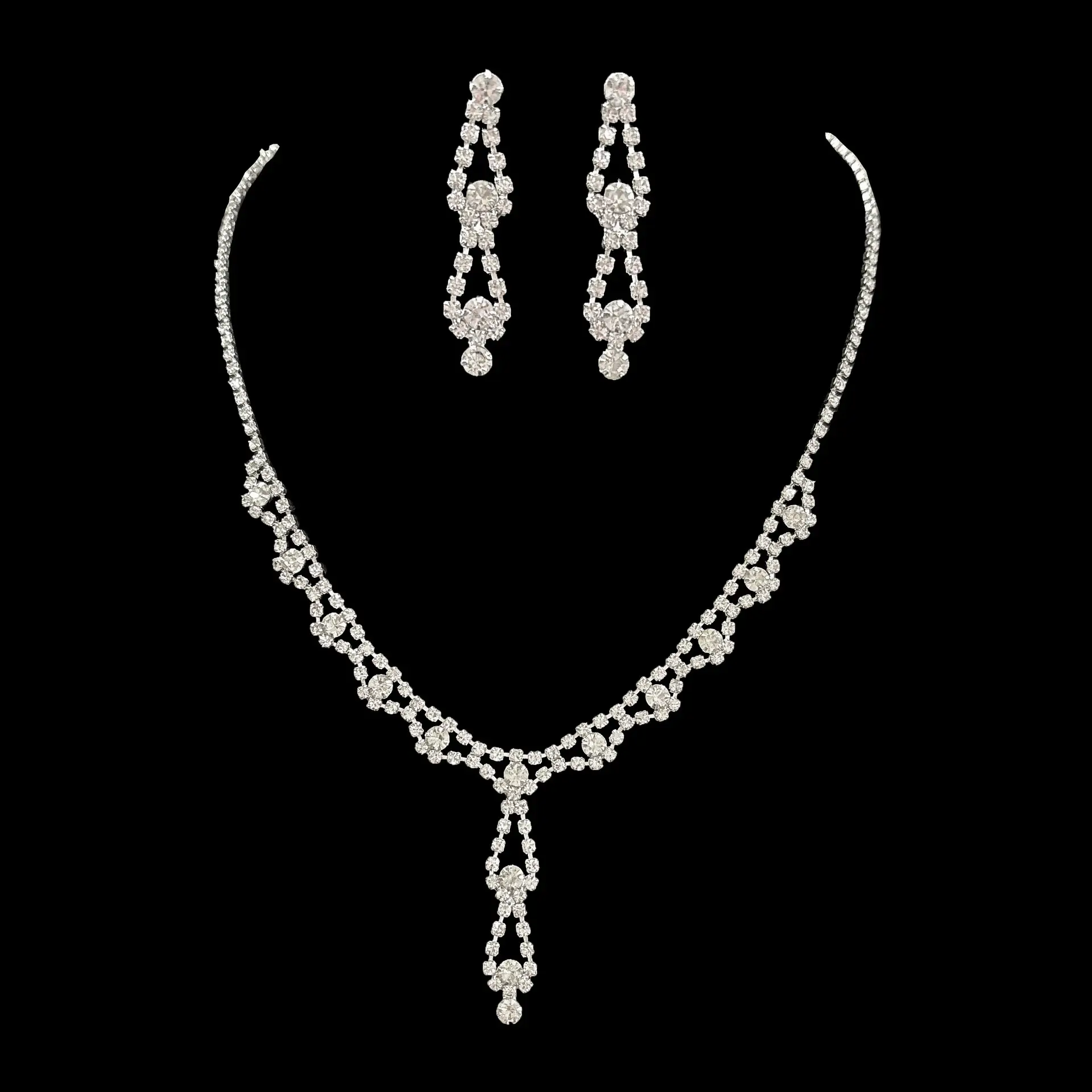 Full Diamond Claw Chain Necklace Set for Women - Image 31