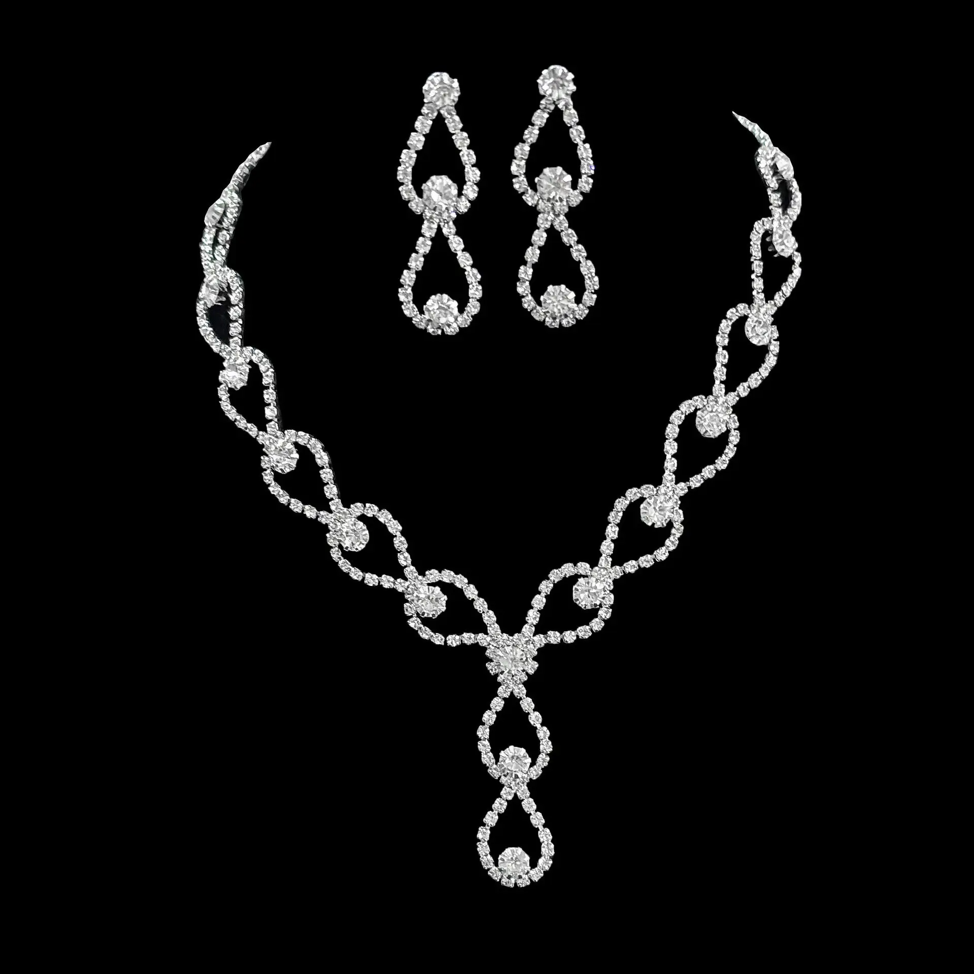 Full Diamond Claw Chain Necklace Set for Women - Image 39