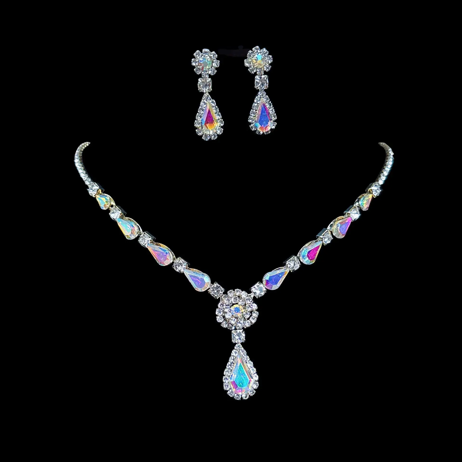 Full Diamond Claw Chain Necklace Set for Women - Image 47