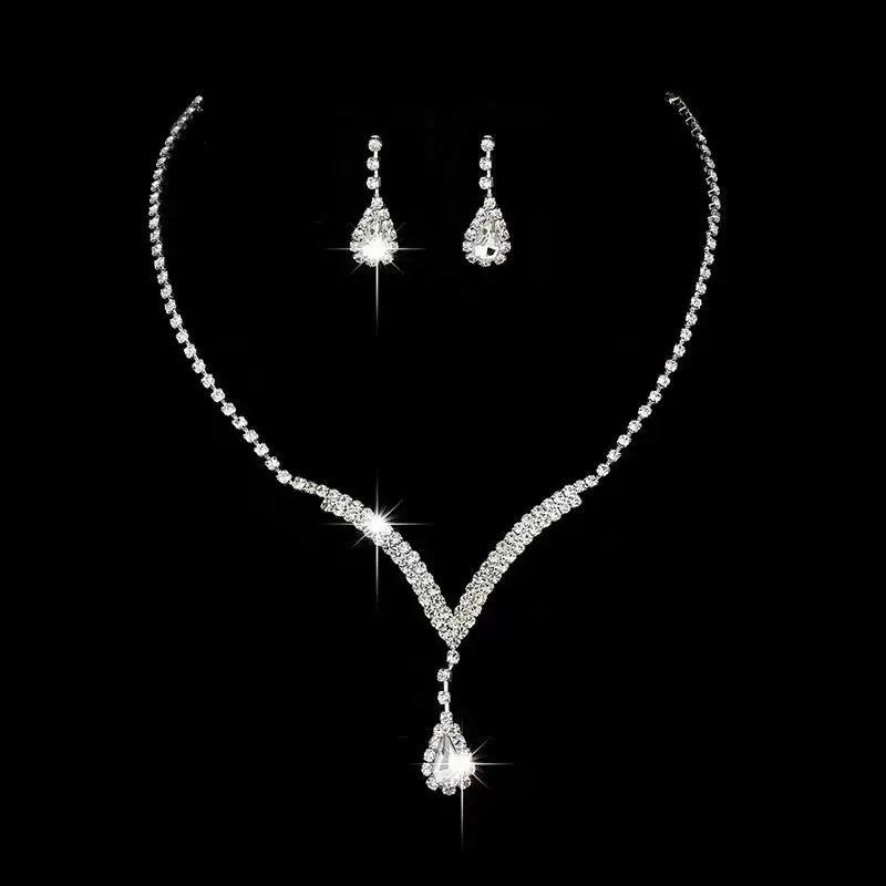 Full Diamond Claw Chain Necklace Set for Women - Image 6