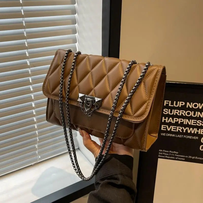 Black Rhombic Chain Crossbody Bag for Women