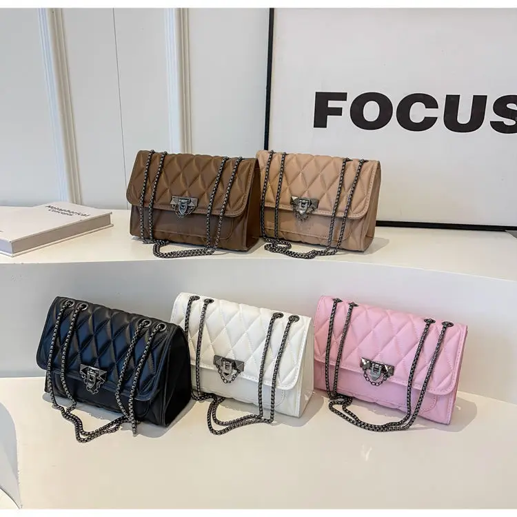 Black Rhombic Chain Crossbody Bag for Women — feature 22