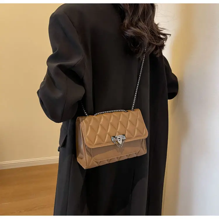Black Rhombic Chain Crossbody Bag for Women — feature 9
