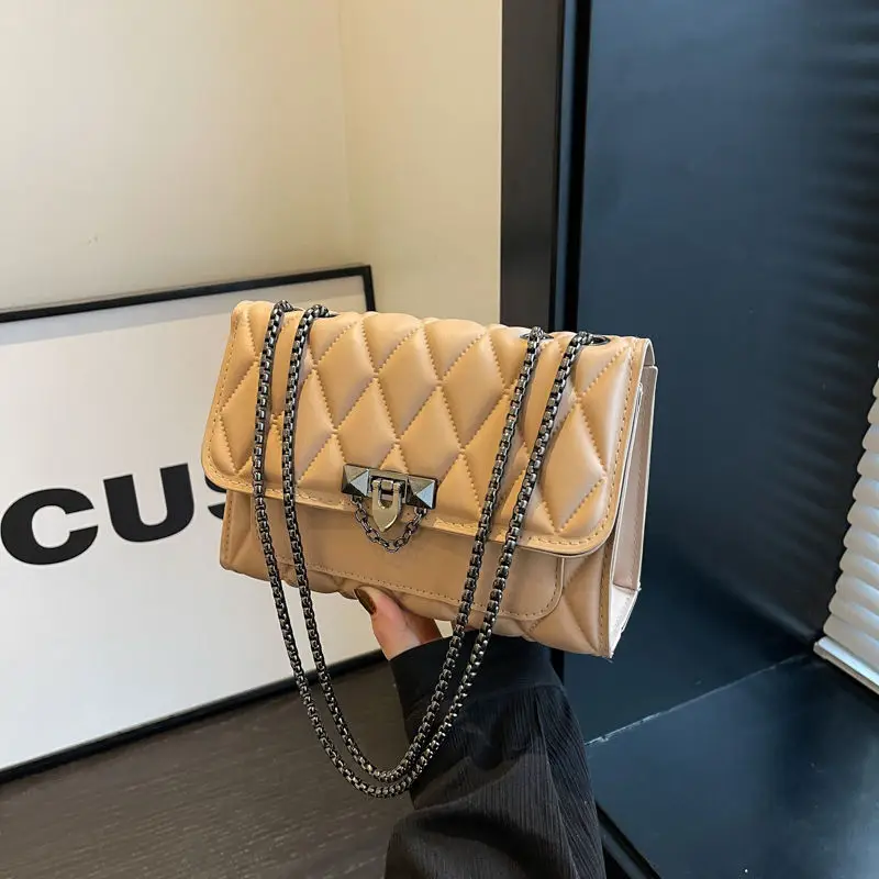 Black Rhombic Chain Crossbody Bag for Women