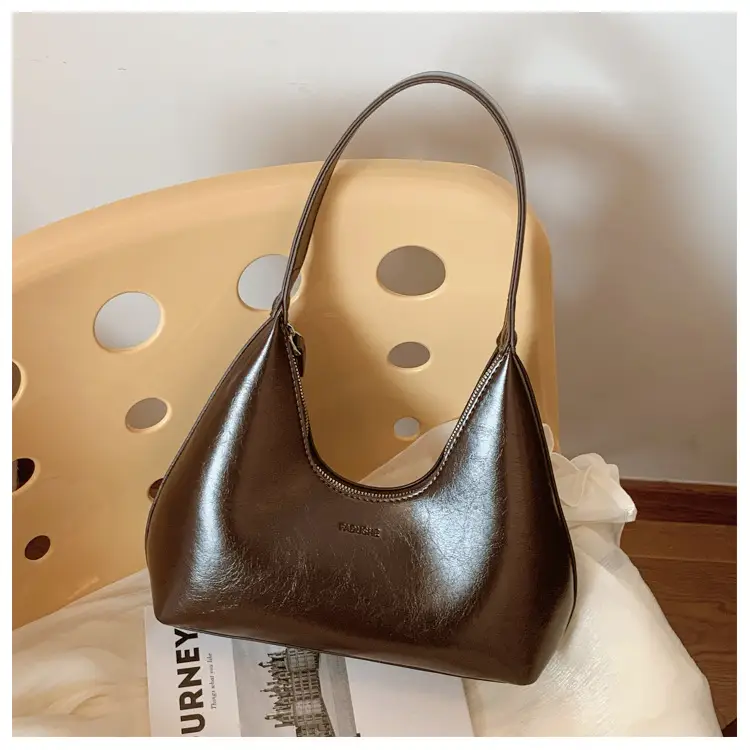 White Leather Shoulder Bag for Women 2024 - Image 4