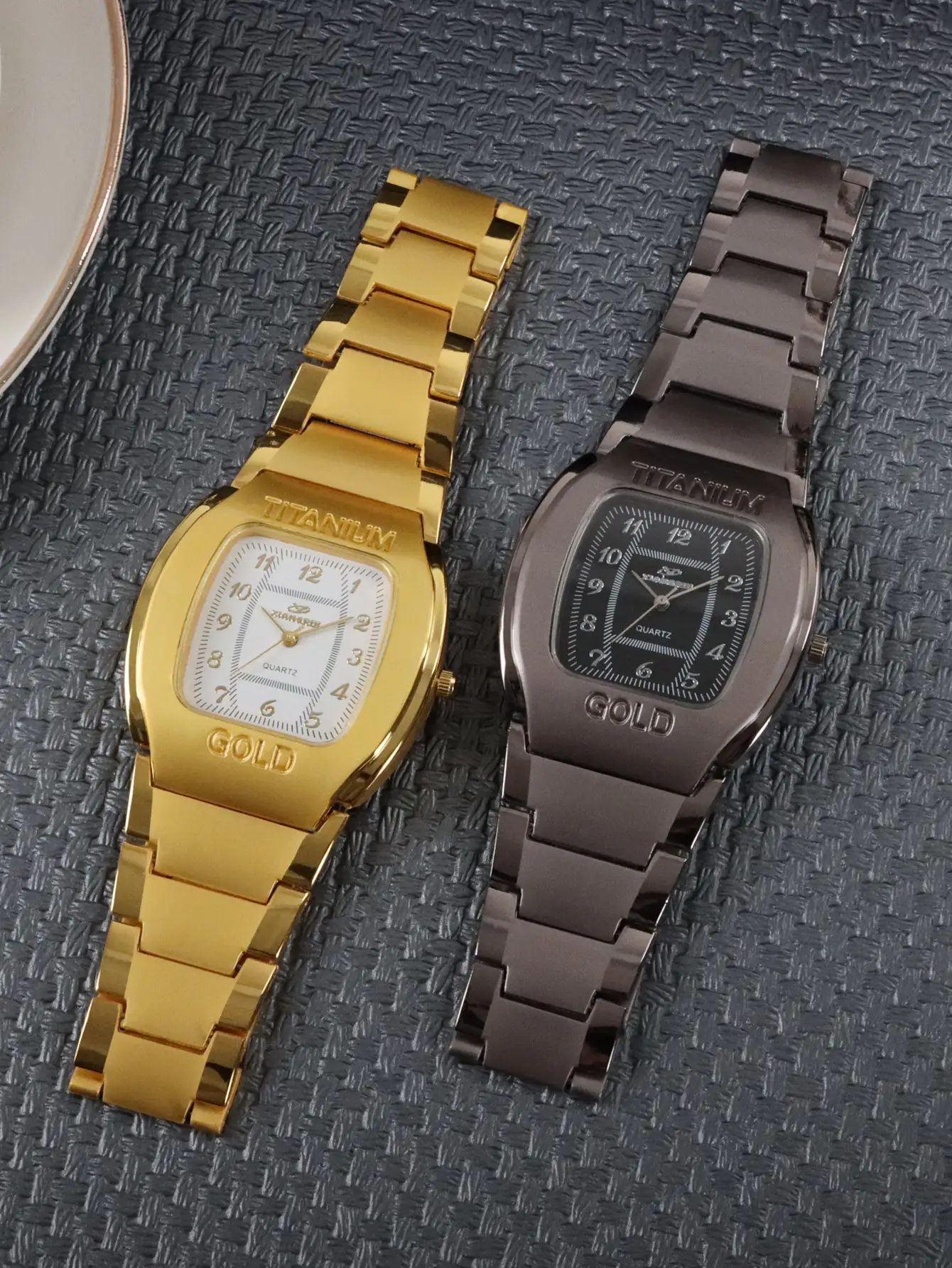 Titanium Men's Watch Gold 2714 Business Casual — feature 10