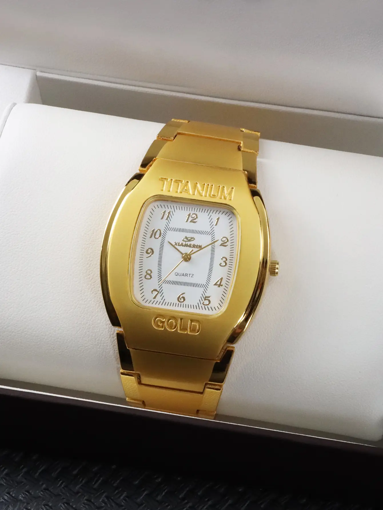 Titanium Men's Watch Gold 2714 Business Casual — feature 6