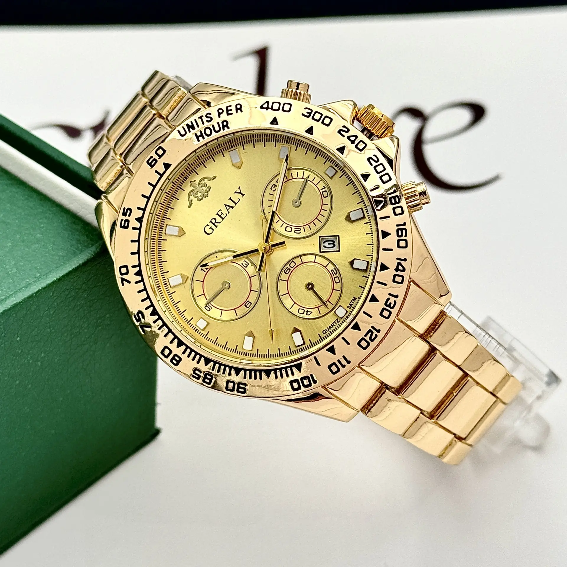 Grealy Men's Three-Eye Chronograph Watch Gold Black Dial — feature 9