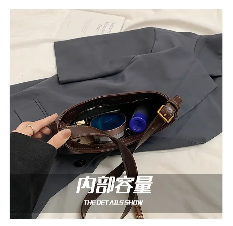 Black Retro Shoulder Bag for Women 2024 — feature 8