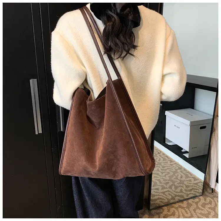 Women Retro Maroon Shoulder Bag Autumn Winter Commuter Tote — feature 8