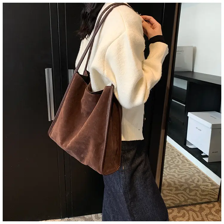 Women Retro Maroon Shoulder Bag Autumn Winter Commuter Tote — feature 9