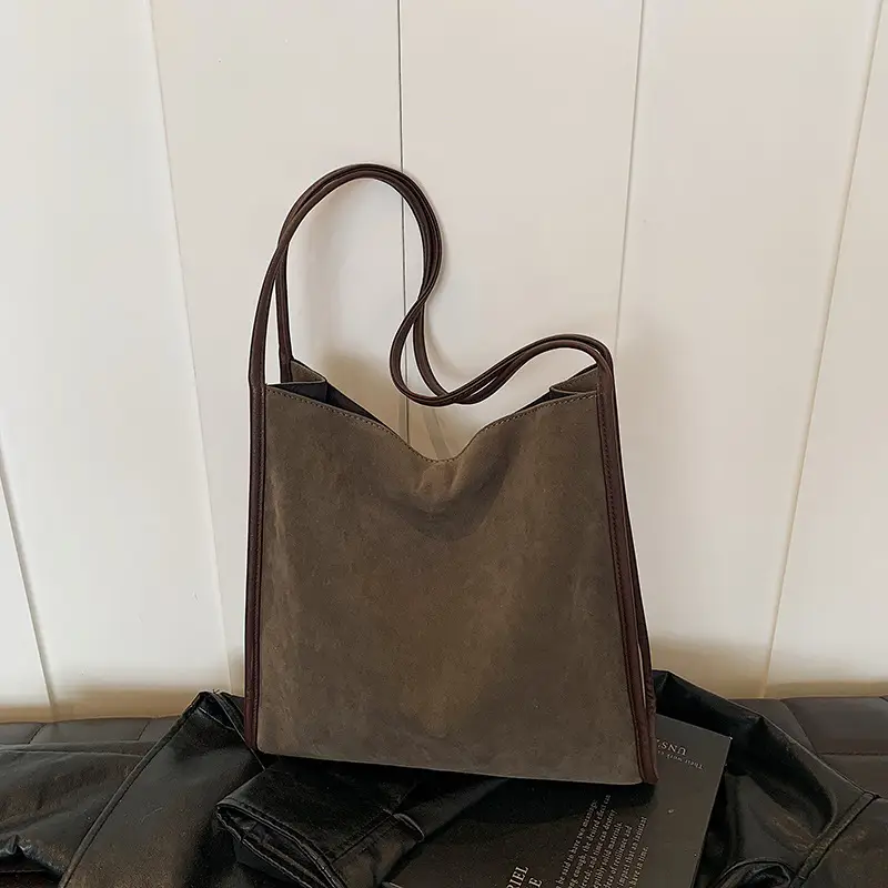 Women Retro Maroon Shoulder Bag Autumn Winter Commuter Tote - Image 4